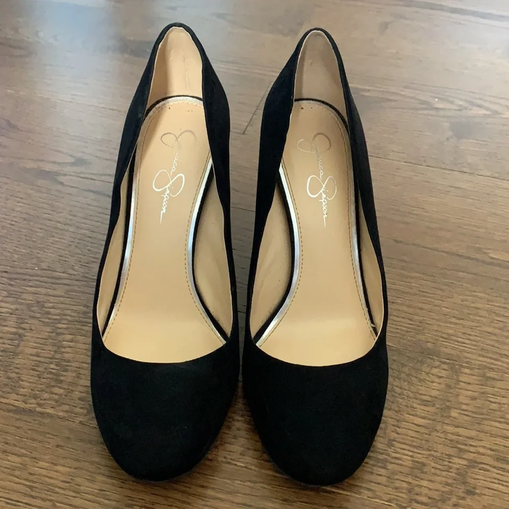Jessica Simpson Pumps - Picture 3 of 11
